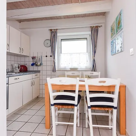 Ferienhaus Strandperle *